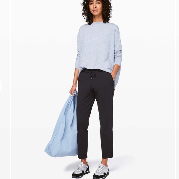 lululemon athletica Pants - Lululemon On the Fly 7/8 Pant black size 0